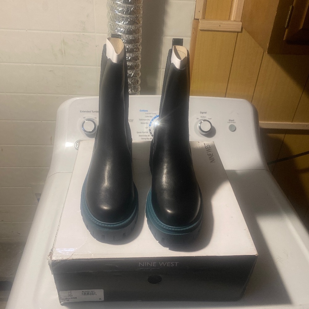 Women Boots